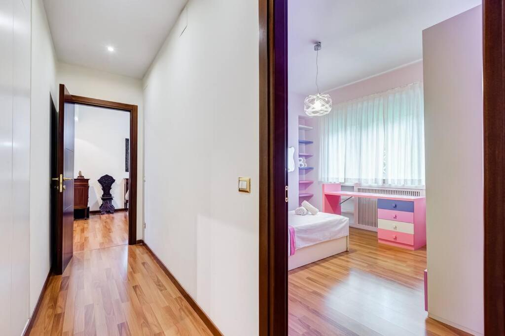 Exclusive Apartment In Eur Lake Řím Exteriér fotografie