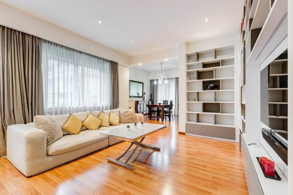 Exclusive Apartment In Eur Lake Řím Exteriér fotografie