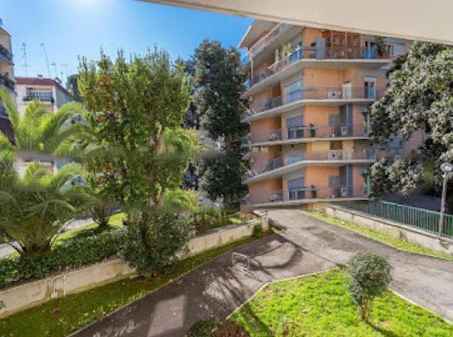 Exclusive Apartment In Eur Lake Řím Exteriér fotografie
